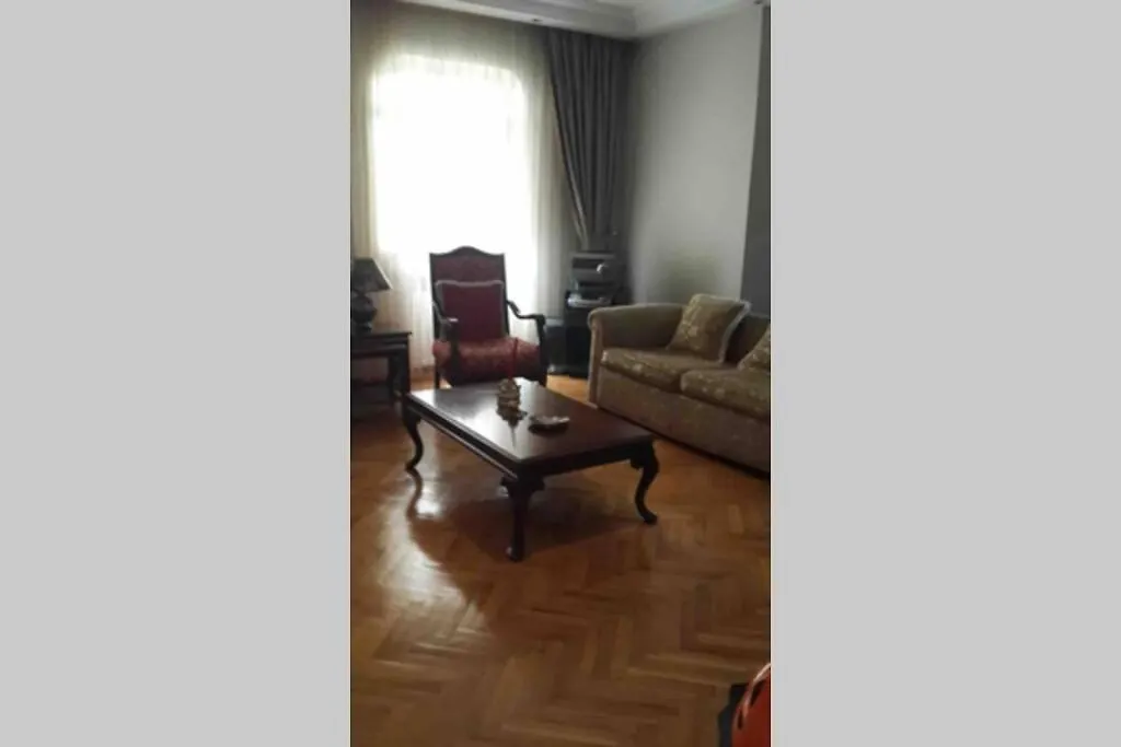 Bogazici Ueni. Yaninda Etilerde 4+2 180M2 Daire location